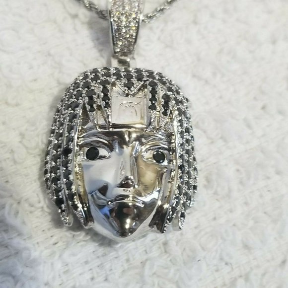 BRASS NARUTO PENDANT WITH  2 MM 20" ROPE CHAIN - Picture 6 of 8